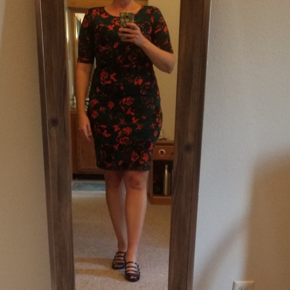 LuLaRoe Dresses & Skirts - LLR floral Julia dress